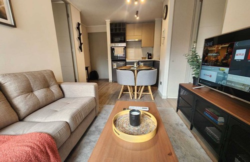 Downtown Santiago Apartment | HOM | Nuevo y Moderno Depto 2D2B 3PAX Santiago