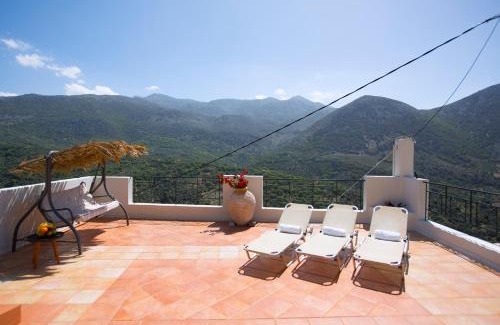 Vrachasi House | Home Aurora with private pool