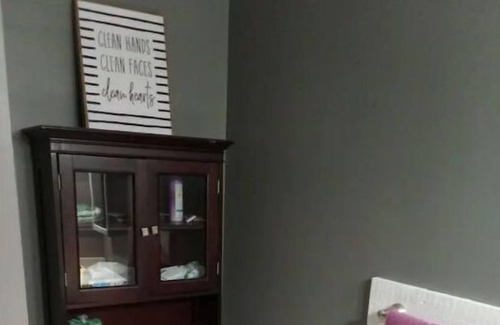 Crittenden House | Home Away close to Darien Lake