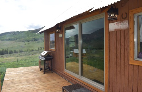 Gunnison Cabin | Home Away From Home - Off-Grid Cabin - 14 miles into Gunnison National Forest