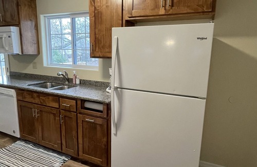 Neosho House | Home Away From Home on Ridgewood Road