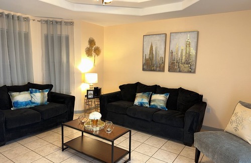 Eagle Pass House | Home Away From Home - 3 Bed/2 Bath - BEST VALUE