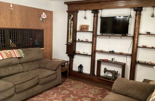 Truth or Consequences House | HOME AWAY FROM HOME nMi Casa es su CasanAn old, well used home.
