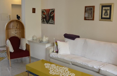 Cham Apartment | Home by Livingdowntown