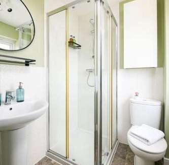 Patchway House | Home designed for contractors and families