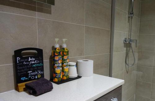 Bircotes House | Home Farm & Lodge