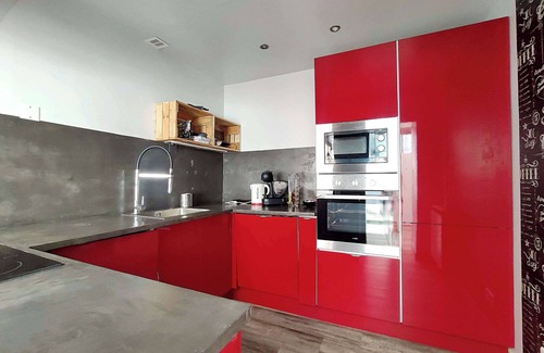 Cambrai House | Home for family or business stays
