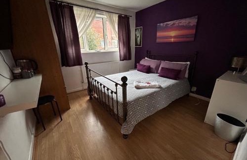 Putley Bed & Breakfast | Home from home, close to Redditch hospital ABB