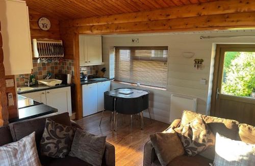 Bronaber House | Home From Home LogCabin