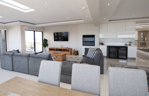 Melkbosstrand House | Home from Home