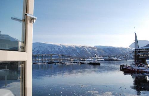 Tromso Hotel | Home Hotel With