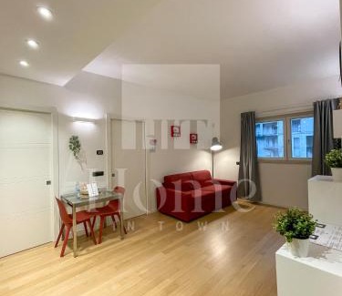 Centro Direzionale Apartment | Home In Town - Porta Nuova District