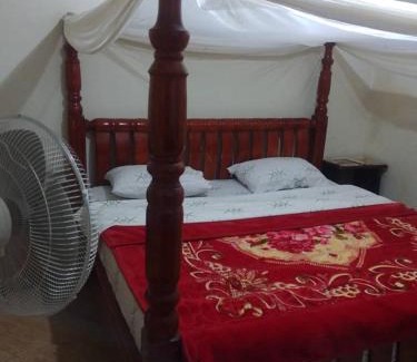 Entebbe House | Home Inn Entebbe