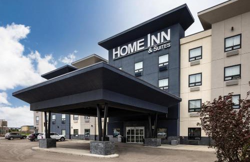 Regina Hotel | Home Inn & Suites Regina Airport