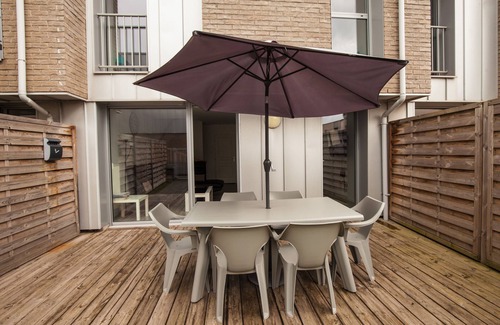 Dunkerque Centre House | Home new T4 300m from the beach with garage and private garden.