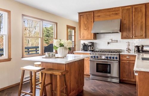 Narrowsburg House | Home of Blue Hill!