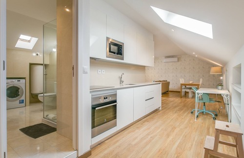 Sao Joao de Deus Apartment | Home Out Loft A - Loft at City Center