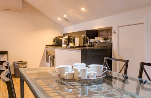 Sao Joao de Deus Apartment | Home Out Loft B - Loft at City Center