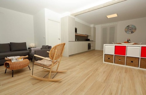 Taconera Condo | Home Sweet Home Main Street UAT 00986