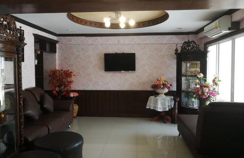 Lop Buri Hotel | Home Sweet Home Place