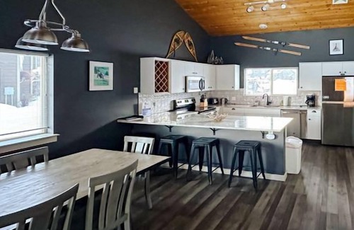 Big Sky House | Home w/private hot tub & fireplace close to Town Center & Resort - Mountain to Meadow Ski Chalet
