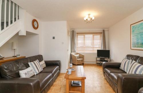 Wyke Regis House | Home Waters