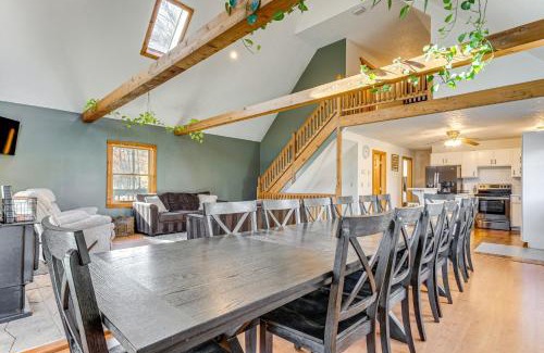 Killbuck House | Home with Hot Tub, Pickleball and Disc Golf