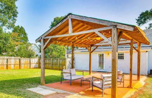 Parker House | Home with Private Yard - Walk to Swamp Rabbit Trail
