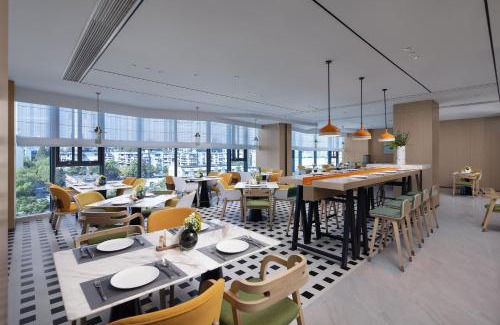 Qingshan Hotel | Home2 by Suite Wuhan Qingshan
