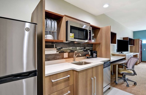 Bedford Hotel | Home2 Suites by Hilton Bedford DFW West, TX