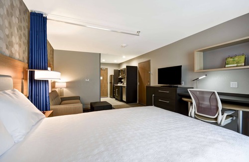 Jackson Hotel | Home2 Suites by Hilton Jackson MI