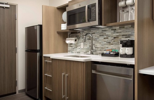 Kenner - Louis Armstrong International Airport Hotel | Home2 Suites by Hilton Kenner New Orleans Airport