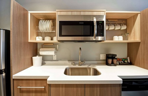 The East Side Hotel | Home2 Suites by Hilton San Francisco Airport North