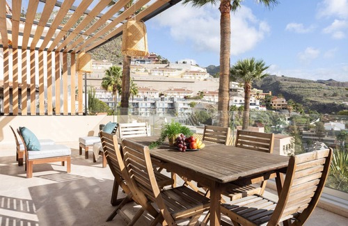 Santa Cruz de Tenerife Ski Chalet | Home2Book Design Villa in Exclusive Santa Cruz