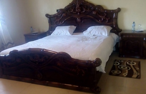 Viwanda Hotel | Homebase Gardens Room 2