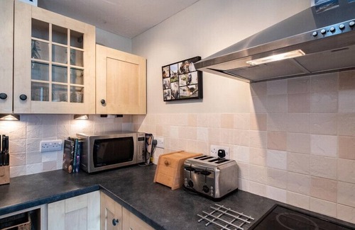 Port Isaac Cottage | HOMELANDS, pet friendly, character holiday cottage in Port Isaac
