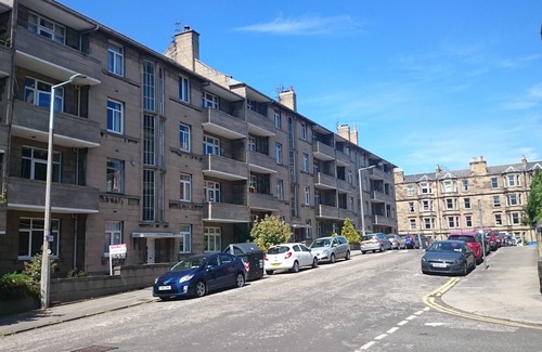 Morningside Apartment | Homely 2 bed apartment in the vibrant Morningside area of Edinburgh.