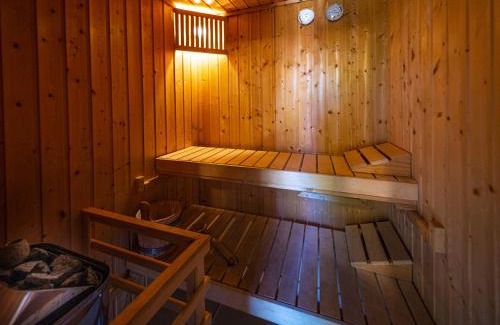 Ammerland Apartment | Homely Stay in a romantic lodging with sauna&gym