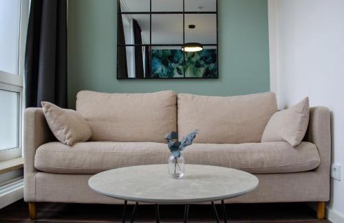 Sendlinger Feld Apartment | HOMELY STAY Studio 6 - Your Comfortable Self-Check-In Studio in Munich - 15 min from Oktoberfest