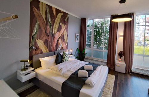 Sendlinger Feld Apartment | HOMELY STAY Studio 7 - Elegant Self-Check-In Studio for Urban Travelers - 15 min from Oktoberfest