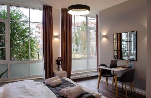 Sendlinger Feld Apartment | HOMELY STAY Studio 7 - Elegant Self-Check-In Studio for Urban Travelers - 15 min from Oktoberfest