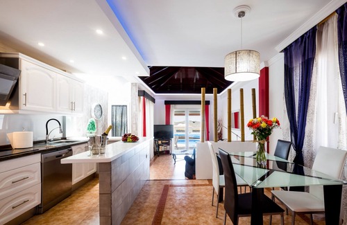 Chayofa Villa | Homely villa with heated swimmingpool