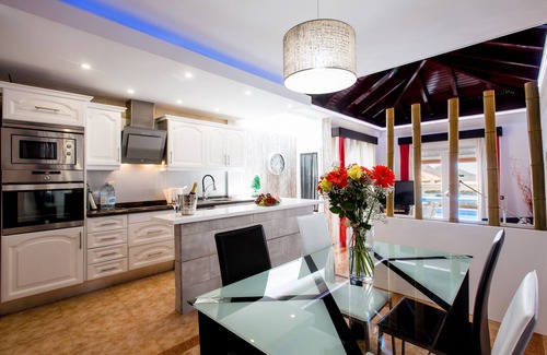 Chayofa Villa | Homely villa with heated swimmingpool