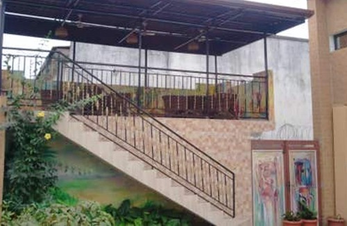 Kinshasa Apartment | Homerez - Amazing appartement for 6 ppl. with balcony at Kinshasa