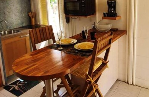 Fontaine de Moutte House | Homerez - Amazing bungalow for 2 ppl. with garden and terrace at Fort-de-France
