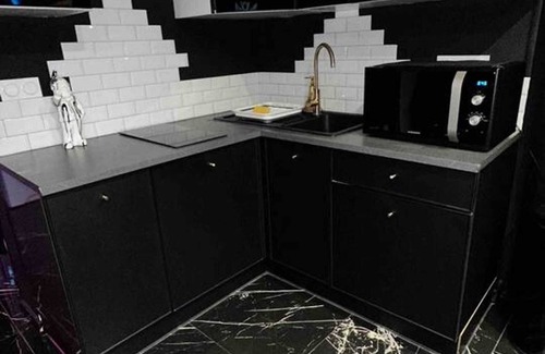 Republique - Tolstoi Apartment | Homerez - Apartment Villeurbanne