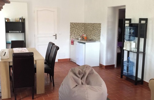 Montauriol Apartment | Homerez - Apartment in Montauriol