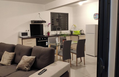 Saint-Pierre De La Reunion Apartment | Homerez - Apartment in Saint Pierre