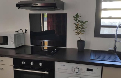 Saint-Pierre De La Reunion Apartment | Homerez - Apartment in Saint Pierre