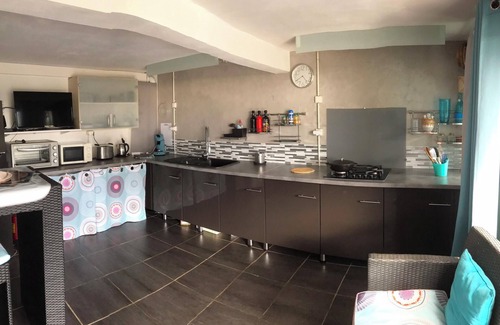 Petite-ÃŽle Apartment | Homerez - Apartment in Saint-Pierre